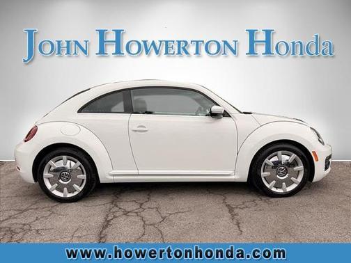 Pure White 2019 Volkswagen Beetle 2.0T SE