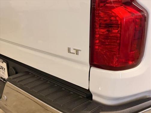 2025 Chevrolet Silverado 3500 LT