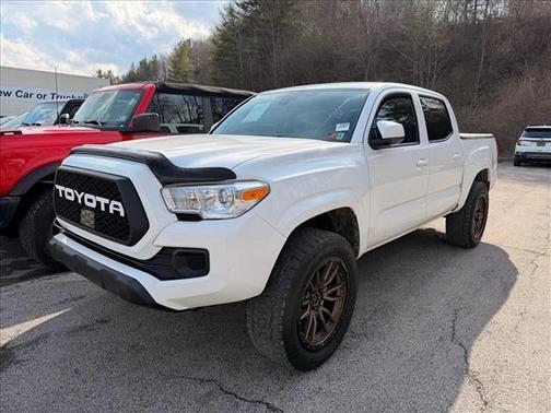 2022 Toyota Tacoma SR