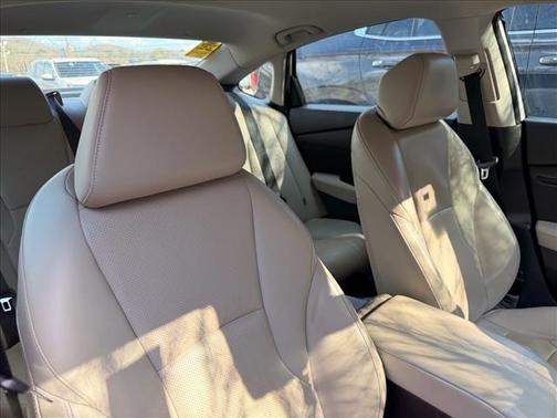 2023 Honda Accord Hybrid EX-L