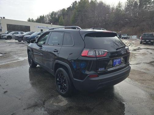 2023 Jeep Cherokee Altitude Lux