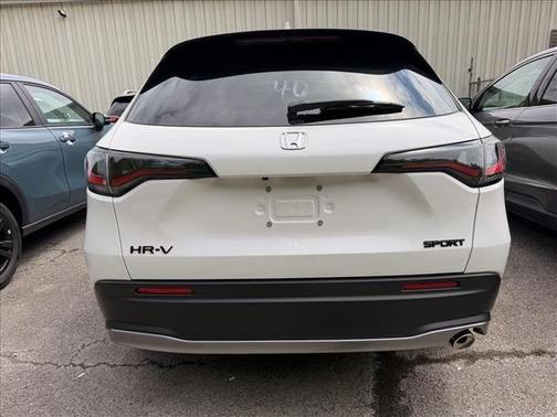 Platinum White Pearl 2026 Honda HR-V Sport