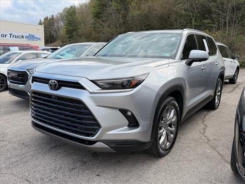 Celestial Silver Metallic 2024 Toyota Grand Highlander LIMITED