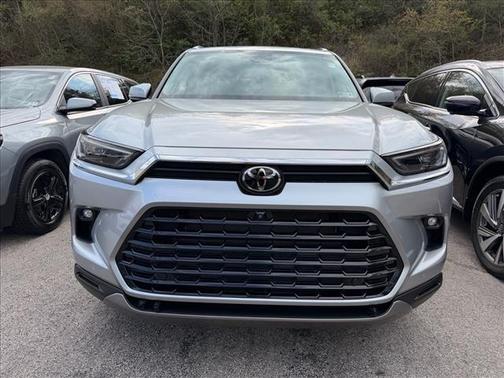 Celestial Silver Metallic 2024 Toyota Grand Highlander LIMITED