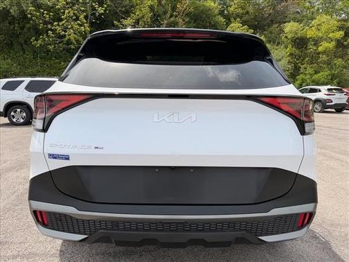 Glacier White Pearl 2024 Kia Sportage X-Pro Prestige