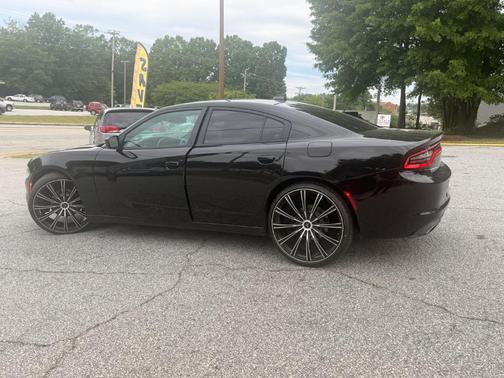 Black 2016 Dodge Charger SXT