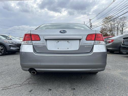 2011 Subaru Legacy Premium