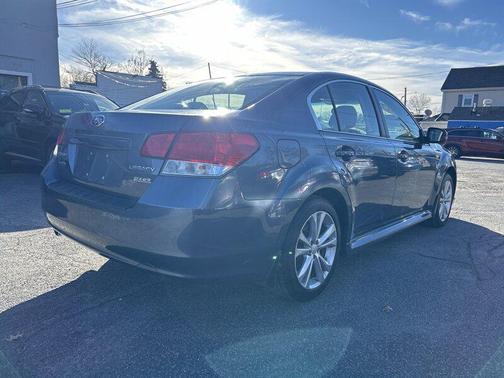 2013 Subaru Legacy Premium