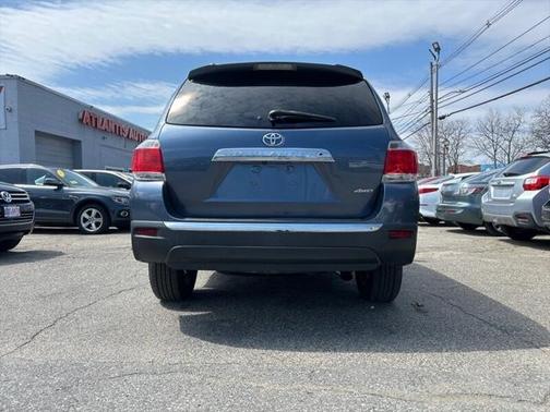 2013 Toyota Highlander SE