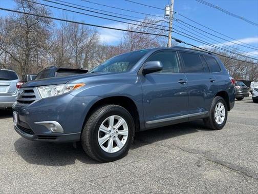 2013 Toyota Highlander SE