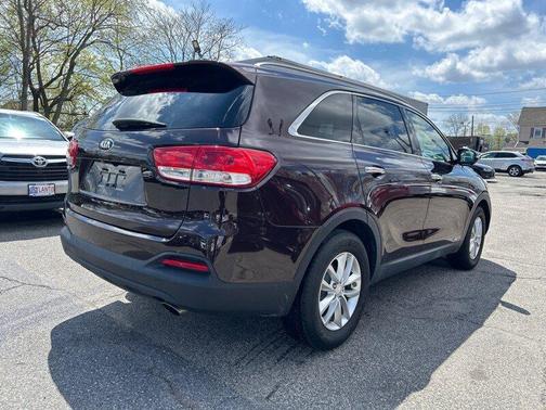 2016 Kia Sorento LX