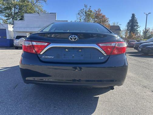 2015 Toyota Camry SE