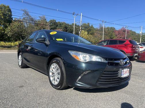 2015 Toyota Camry SE