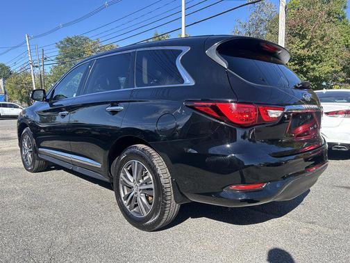 2017 INFINITI QX60 Base
