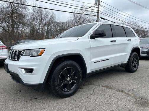 2017 Jeep Grand Cherokee Laredo