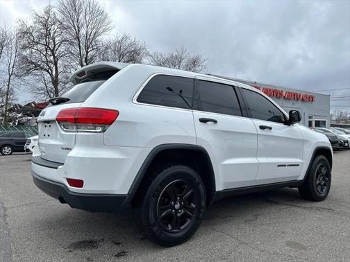 2017 Jeep Grand Cherokee Laredo