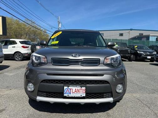 2019 Kia Soul +