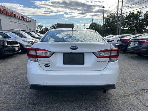 2019 Subaru Impreza 2.0i