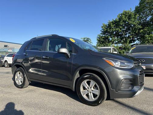 Nightfall Gray Metallic 2017 Chevrolet Trax LT