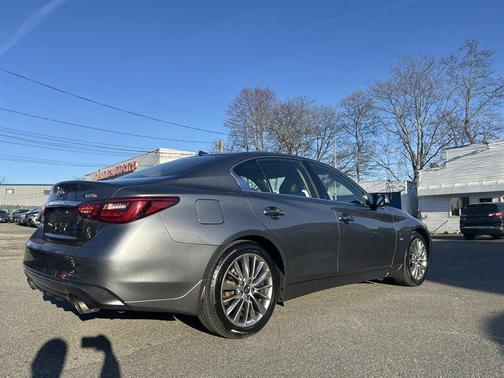 Graphite Shadow 2018 INFINITI Q50 3.0t LUXE
