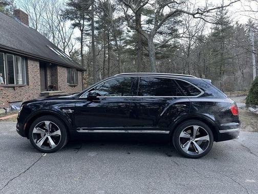2017 Bentley Bentayga W12 First Edition