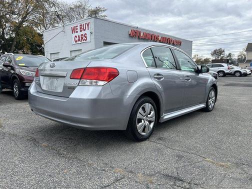 2010 Subaru Legacy Base