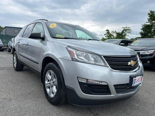 2017 Chevrolet Traverse LS