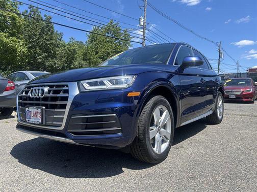 2018 Audi Q5 2.0T Premium Plus