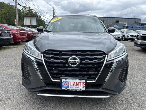 2021 Nissan Kicks S