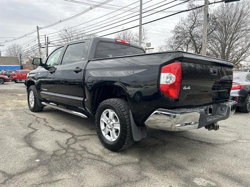 2016 Toyota Tundra SR5