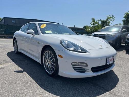 2012 Porsche Panamera 4