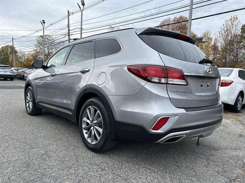 2018 Hyundai SANTA FE SE