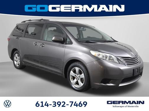 Predawn Gray Mica 2017 Toyota Sienna SE