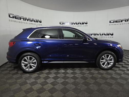 2022 Audi Q3 45 S line Premium