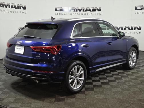 2022 Audi Q3 45 S line Premium