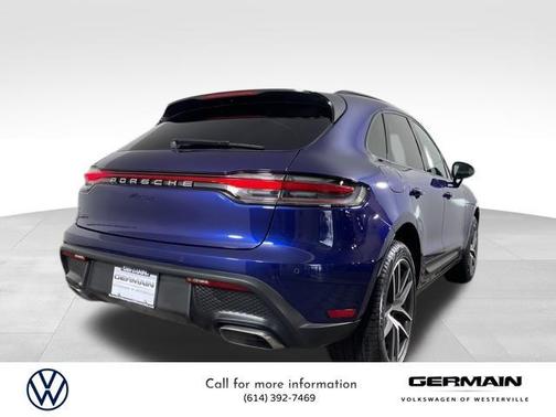 2022 Porsche Macan Base