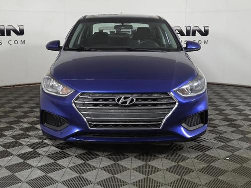 2019 Hyundai Accent SE