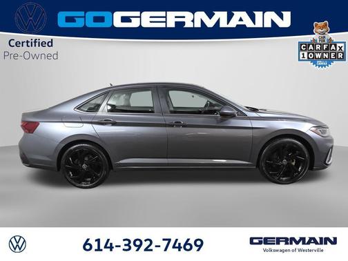 Platinum Gray Metallic 2025 Volkswagen Jetta 1.5T SE