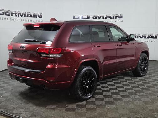 2017 Jeep Grand Cherokee Altitude
