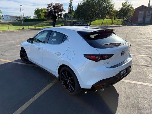Snowflake White Pearl Mica 2026 Mazda Mazda3 2.5 Turbo AWD