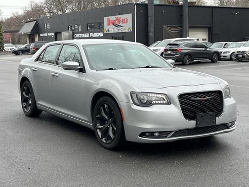 2021 Chrysler 300 S