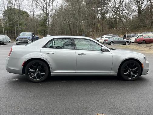 2021 Chrysler 300 S
