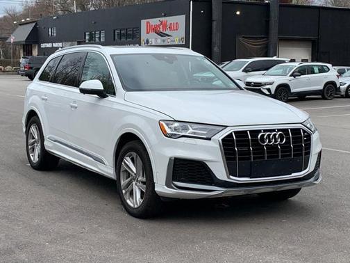 2020 Audi Q7 55 Premium Plus