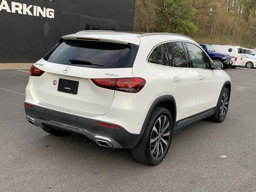 2021 Mercedes-Benz GLA 250 Base 4MATIC