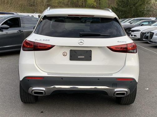 2021 Mercedes-Benz GLA 250 Base 4MATIC