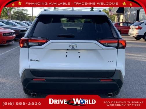 2022 Toyota RAV4 XLE