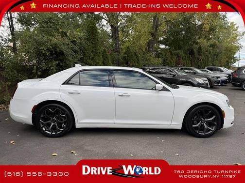 2022 Chrysler 300 S