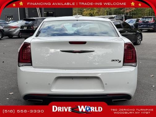 2022 Chrysler 300 S