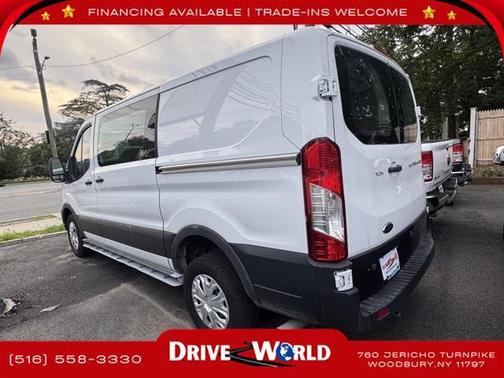 2022 Ford Transit-250 Base