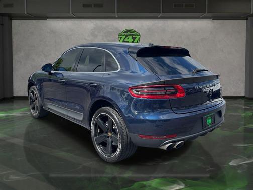 2018 Porsche Macan S